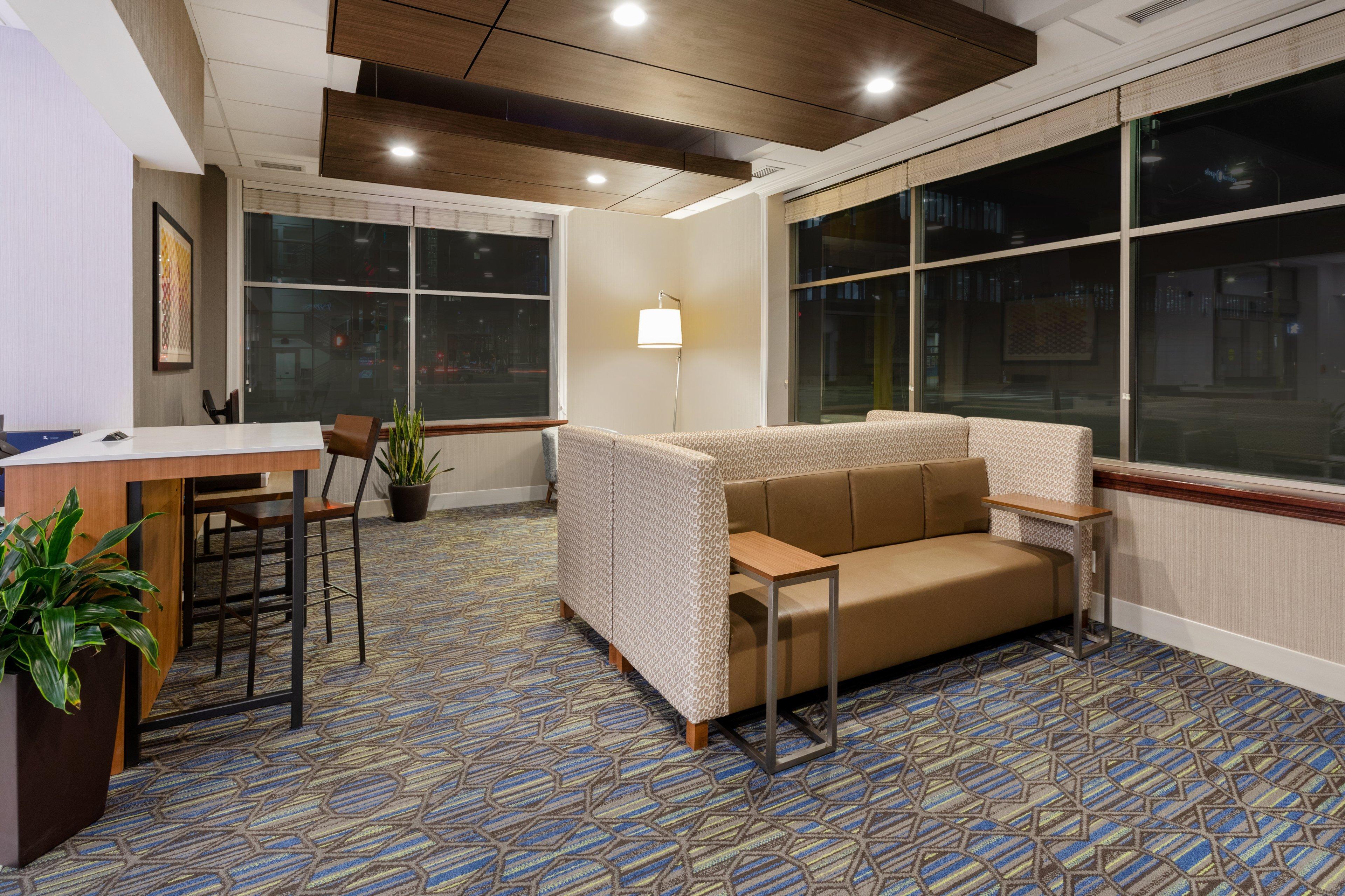 Holiday Inn Express Hotel & Suites Minneapolis-Downtown Convention Center By Ihg Dış mekan fotoğraf
